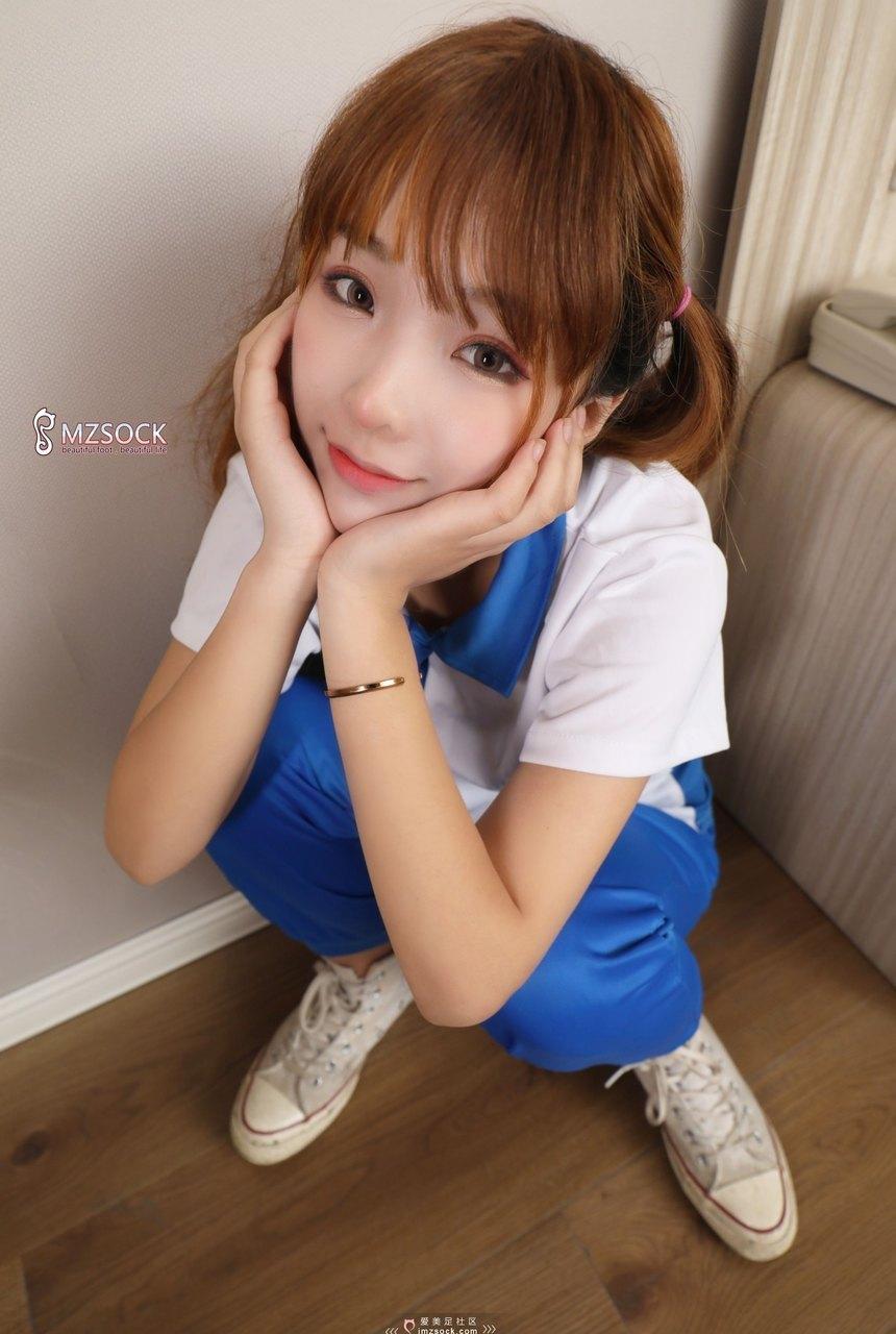 MZSOCK爱美足社区-2020-第三期 Ella 校服船袜