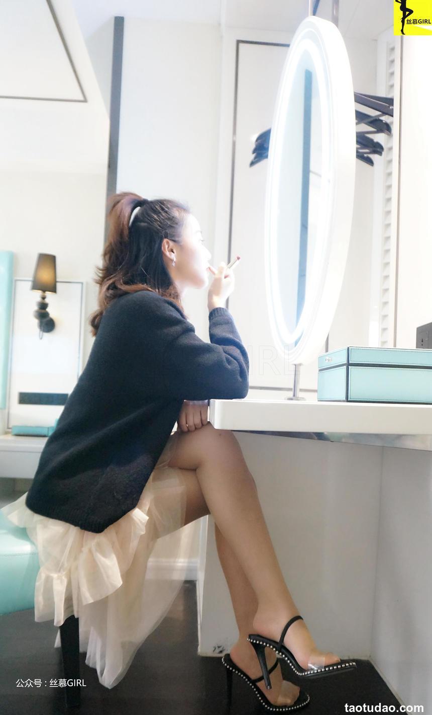 丝慕写真 小蓝 [31P]