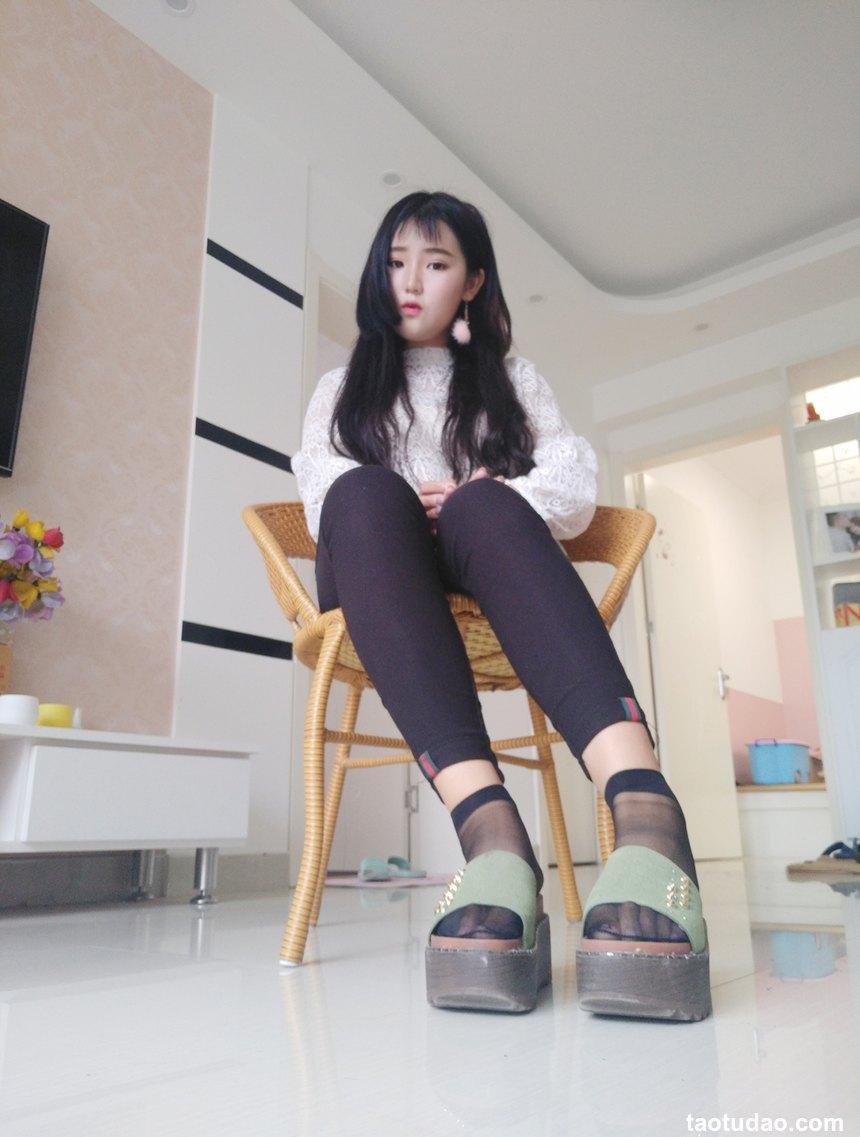 学妹校园寝室短丝系列033期 孙文惠[107P／101MB]