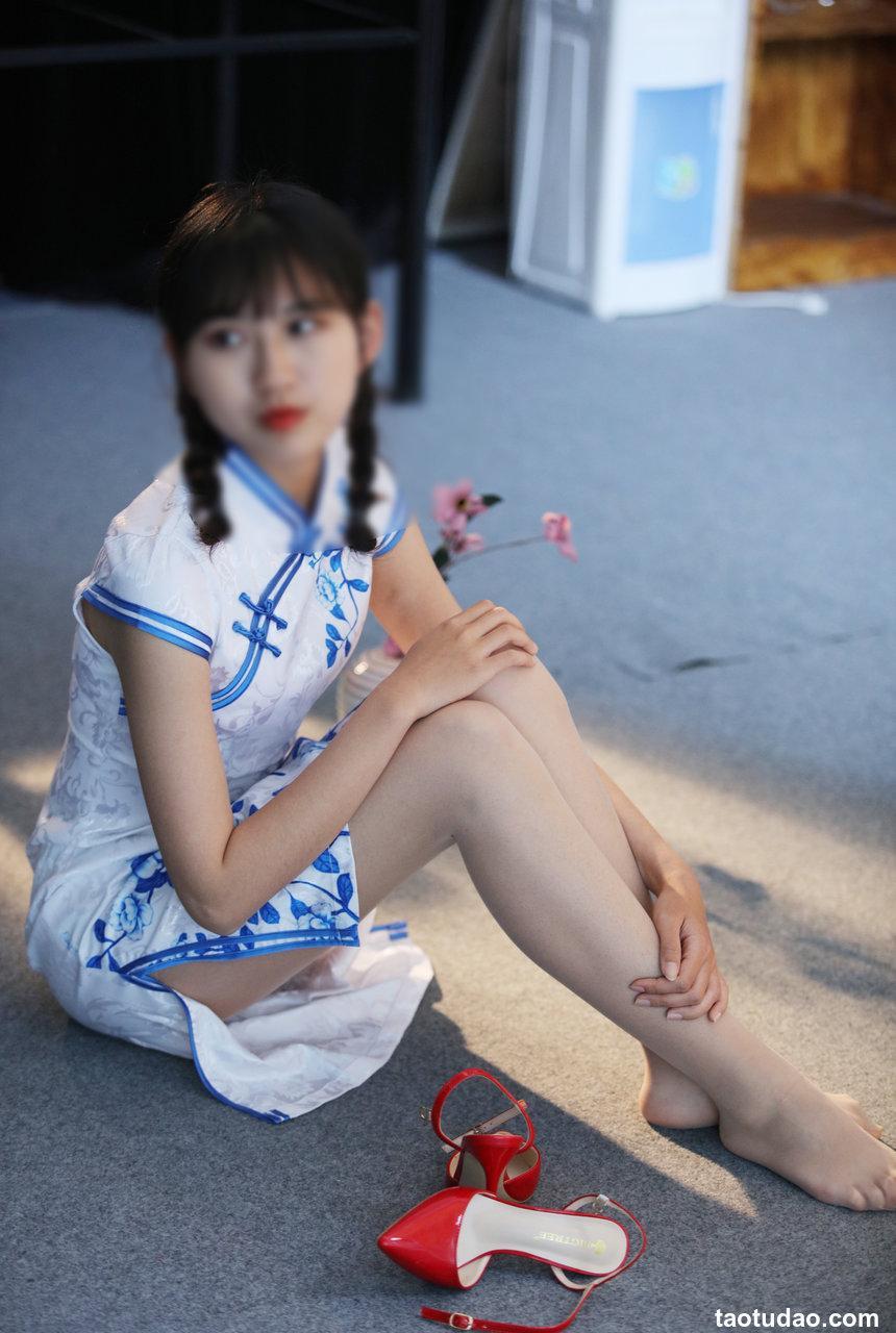 奈丝写真 NO.114  初尝旗袍肉丝-小橙子 [36P+286M]