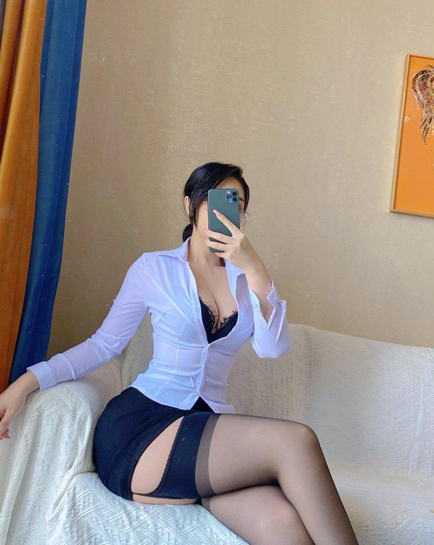 微密圈极品女神120斤的小王同学合集 [1594P+20V-7.1G]