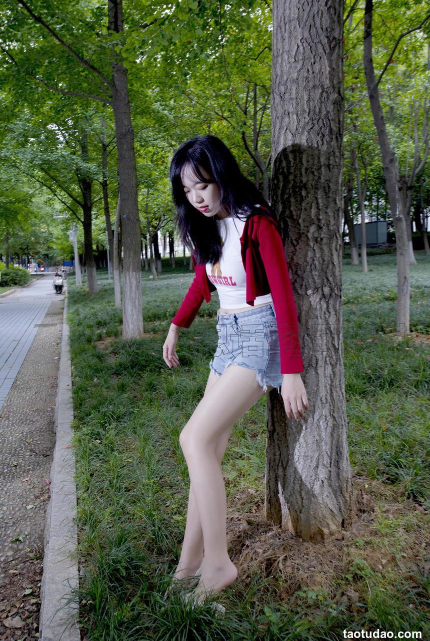 [SiHua丝话]SH129 子琦 公园长腿活力少女[43P／96MB]