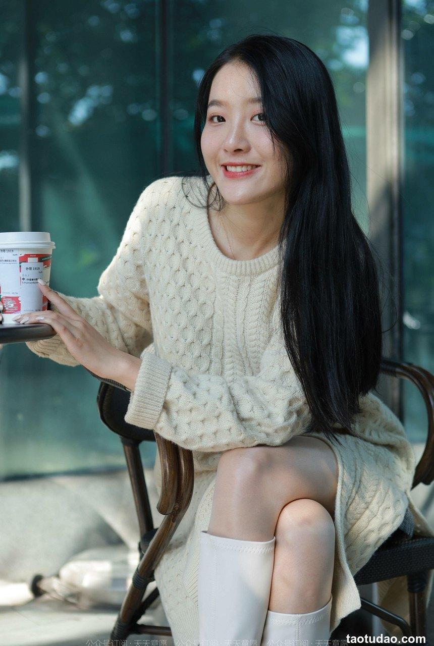 [IESS异思趣向] 2022.01.18 丝享家990：婉萍《白靴公主》[84P／135MB]