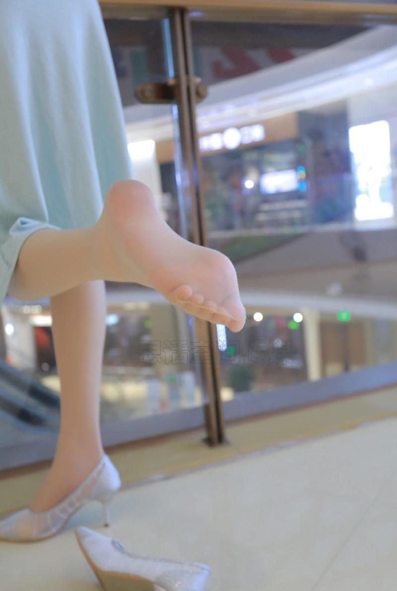 [SiHua丝话]SH132 COCO 武汉迪丽热巴商场露美足[51P／36.8MB]