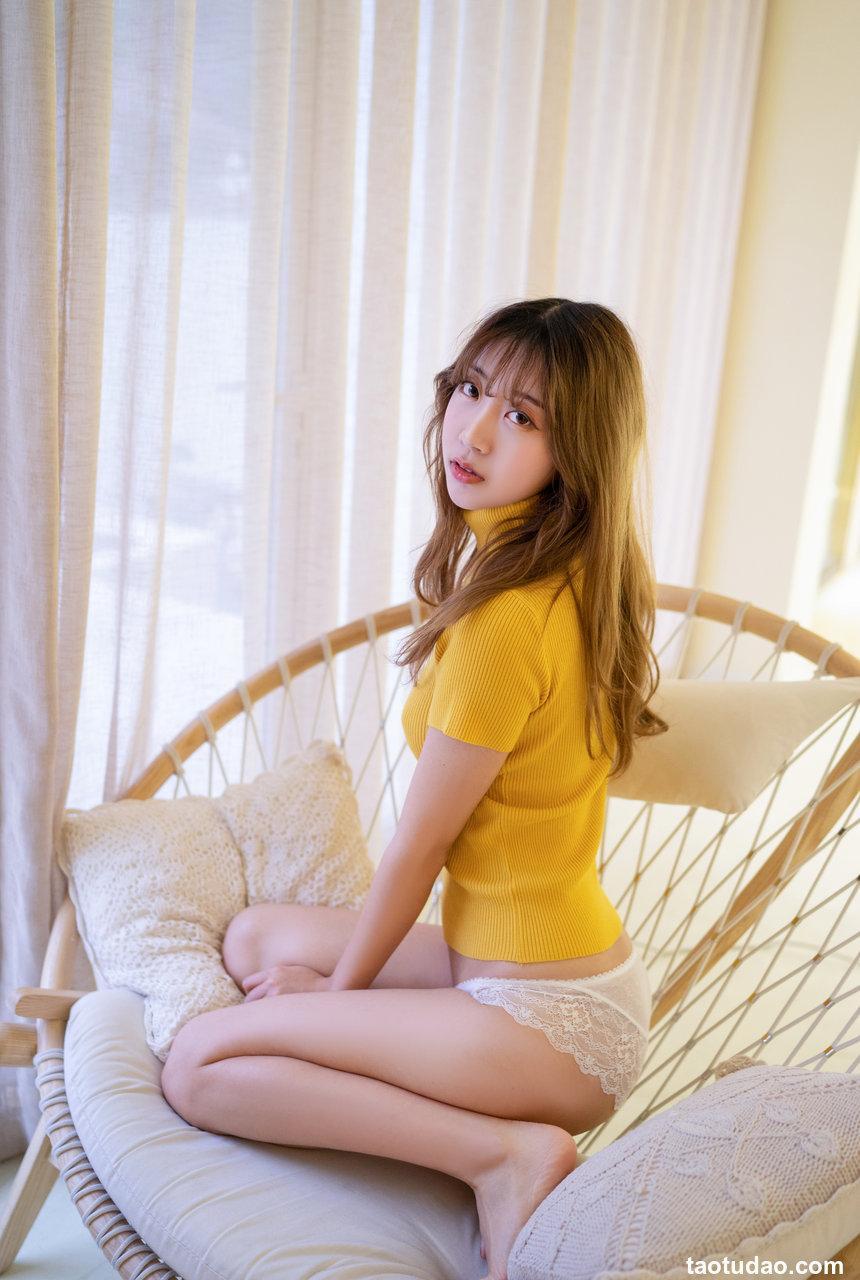 黑川 NO.029 黄色毛衣 [19P-238MB]