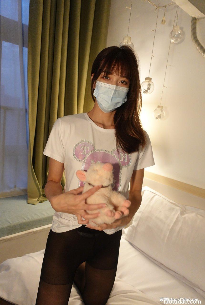 [ROSI写真]口罩系列 2021.12.10 NO.2007[60+1P／84.1MB]