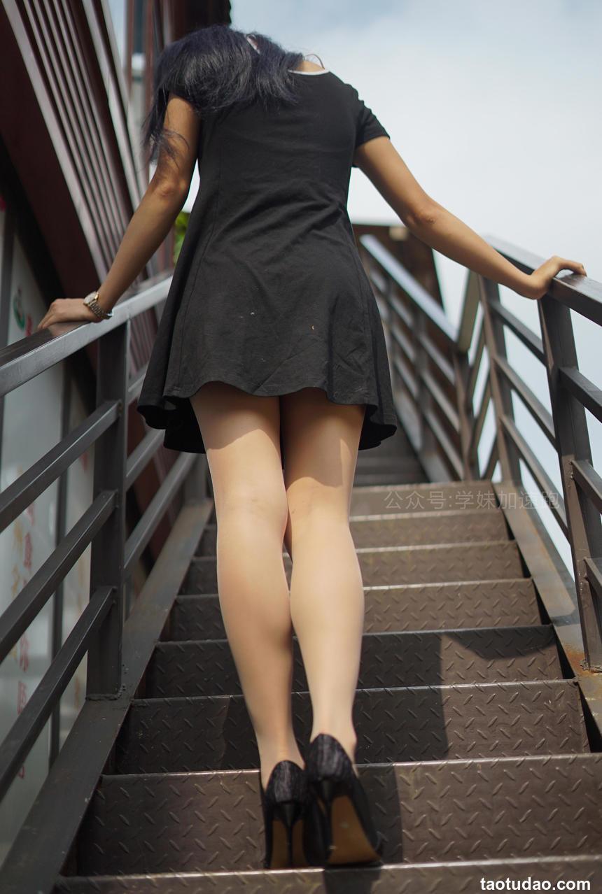 学妹加速跑 XM042《抬起腿来就很美-小云》[88P1V-182MB]