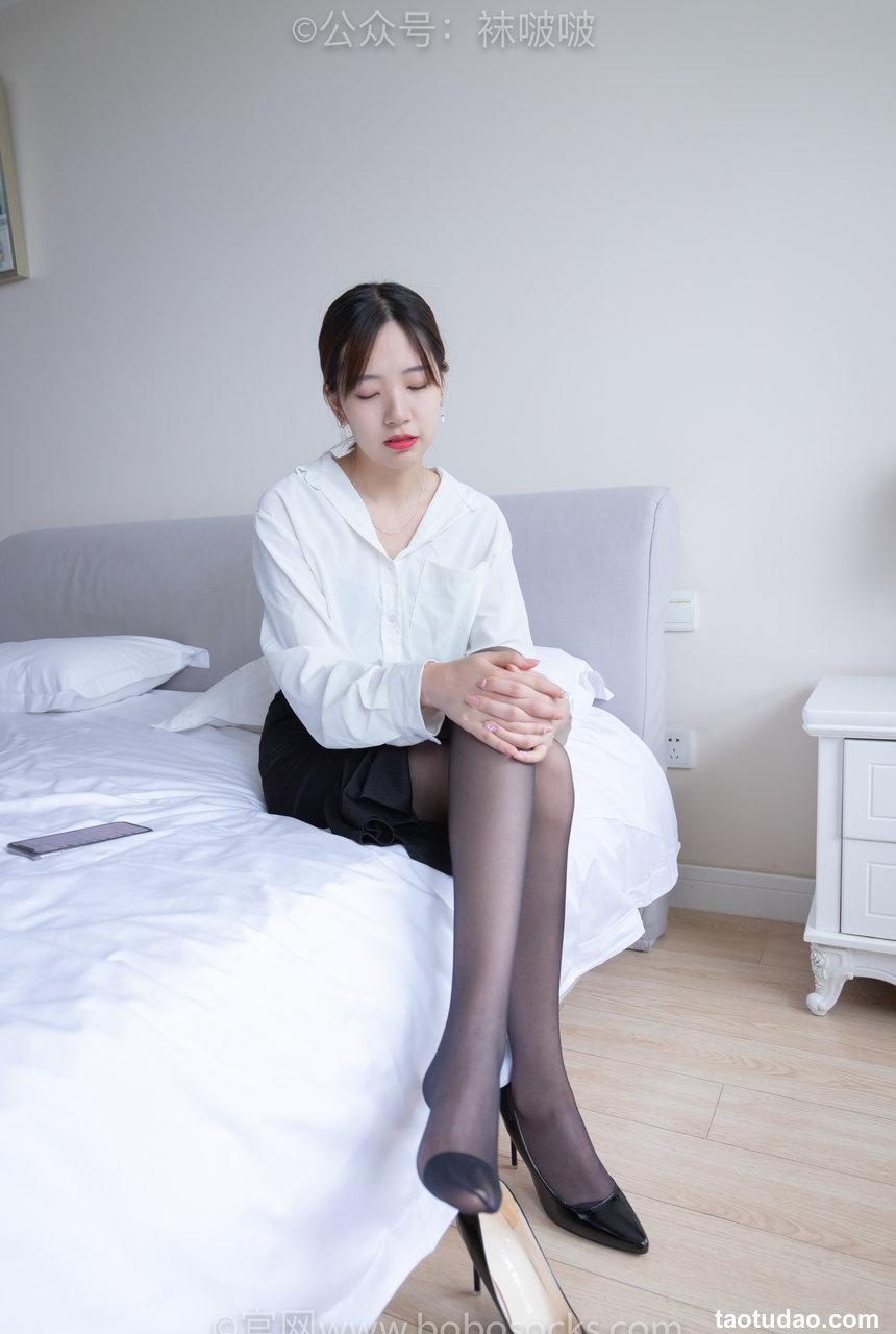 [BoBoSocks袜啵啵]NO.017 小甜豆-OL制服、高跟鞋、黑丝[131P+1V／3.73GB]