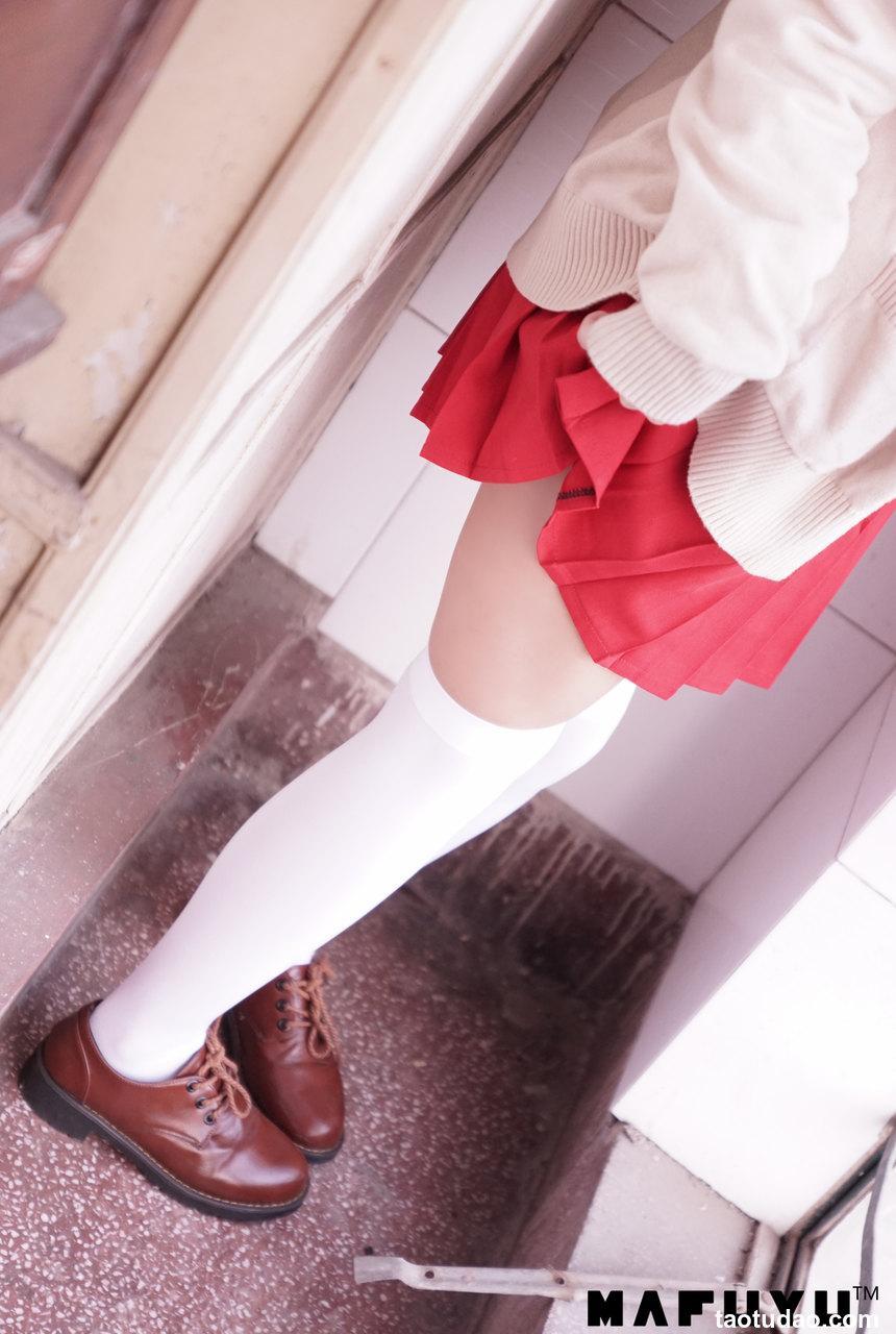 神楽板真冬 — JK白过膝系列套图[112P／1.24GB]