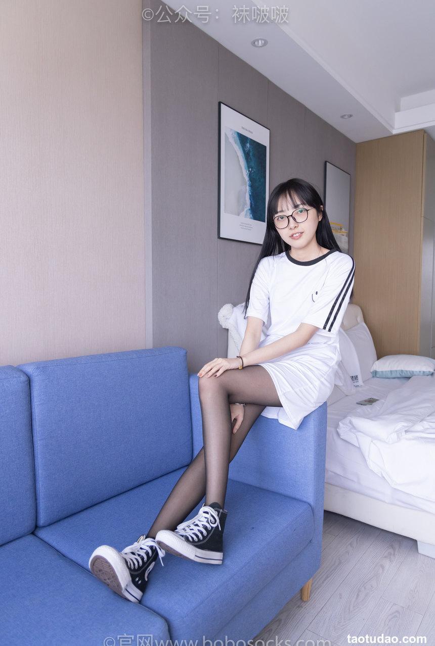 [BoBoSocks袜啵啵]NO.067 稚予-匡威帆布鞋、黑丝[125P+1V／4.83GB]