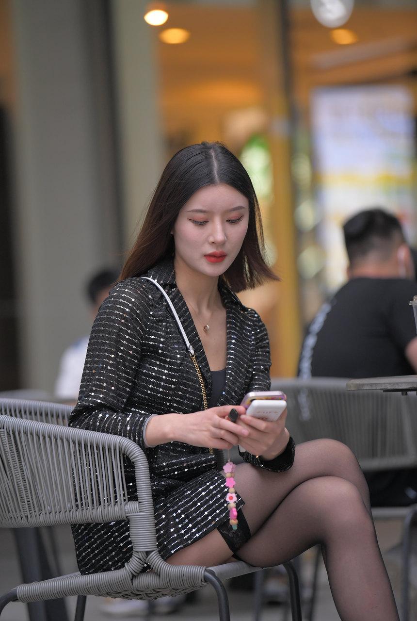 都市丽人黑丝御姐高跟【套图+视频-18.2G】