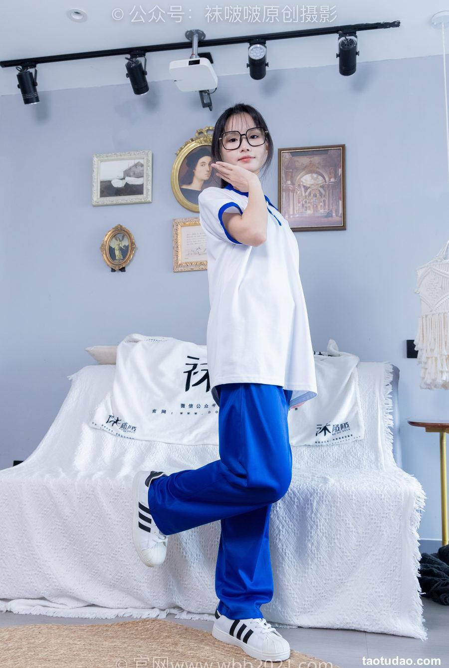 [BoBoSocks袜啵啵]NO.351 甜甜圈-板鞋、白棉袜、肉丝、校服裤里丝[150P+1V／6.88GB]