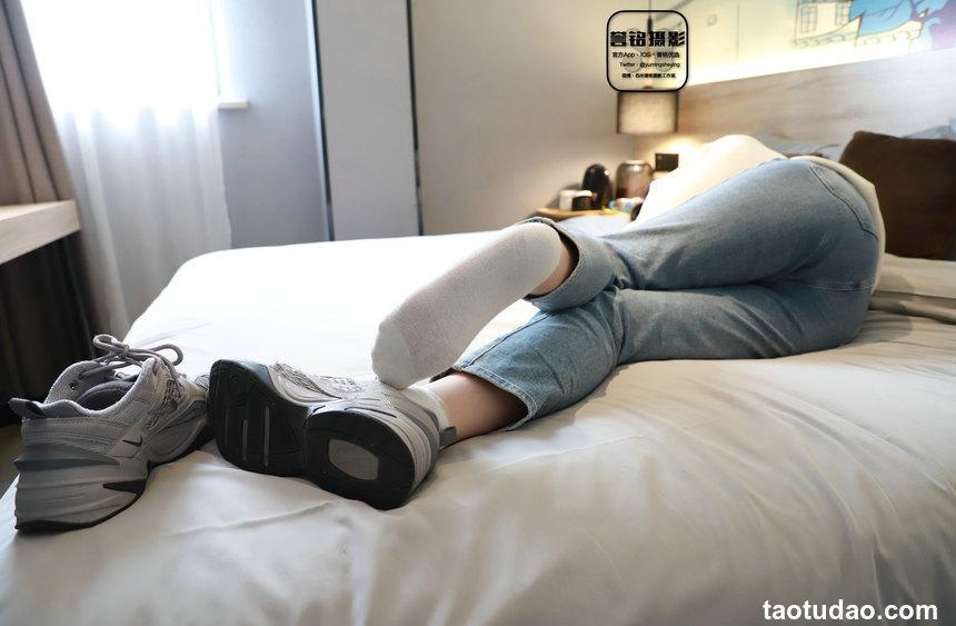 [誉铭传媒]袜足摄影 2023年《助力作品第01期》[90P+1V／1.17GB]