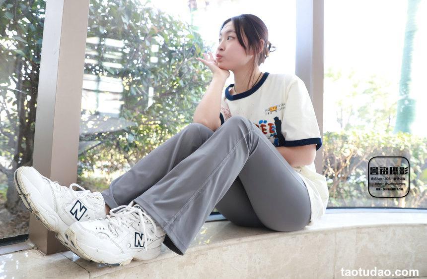 [誉铭传媒]袜足摄影 2023年 NO.013[87P+1V／1.63GB]