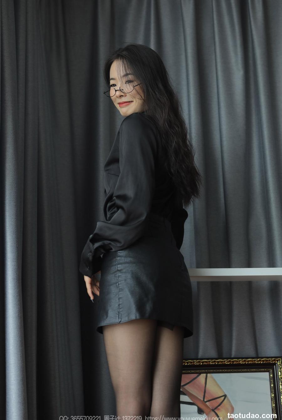 [IESS异思趣向] 2024.02.21 丝享家 1670 小金《黑色系穿搭》 [79P-77M]