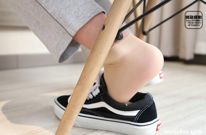 [誉铭传媒]袜足摄影 2023年《2023.02.08特约作品》[120P／634MB]