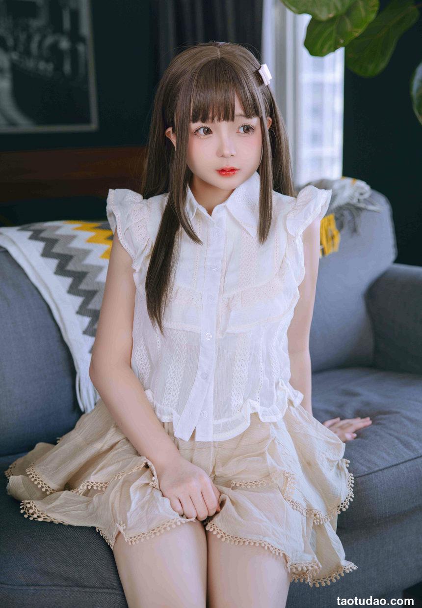 日奈娇 - 人妻 [149P-1.41G]