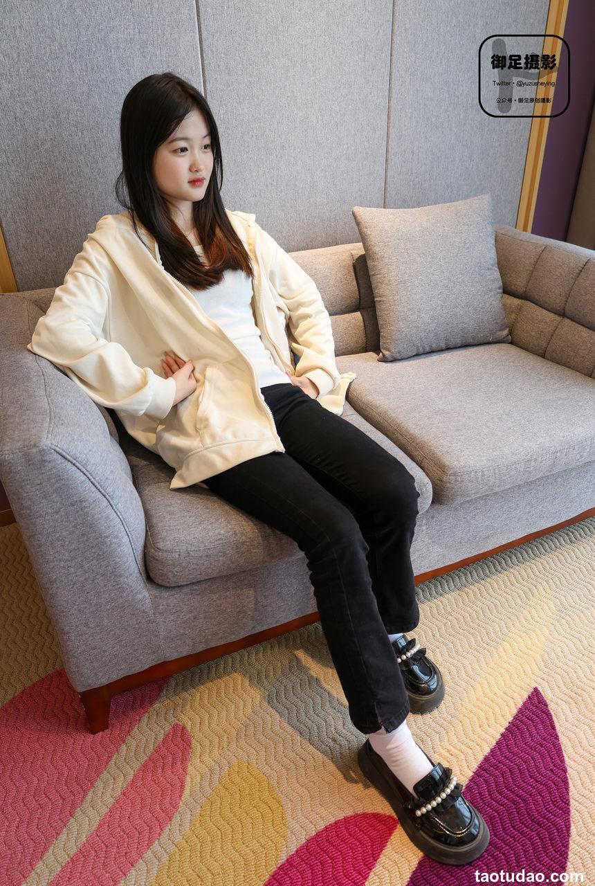 御足摄影 NO.016 小皮鞋白袜 [85P1V2.23GB]