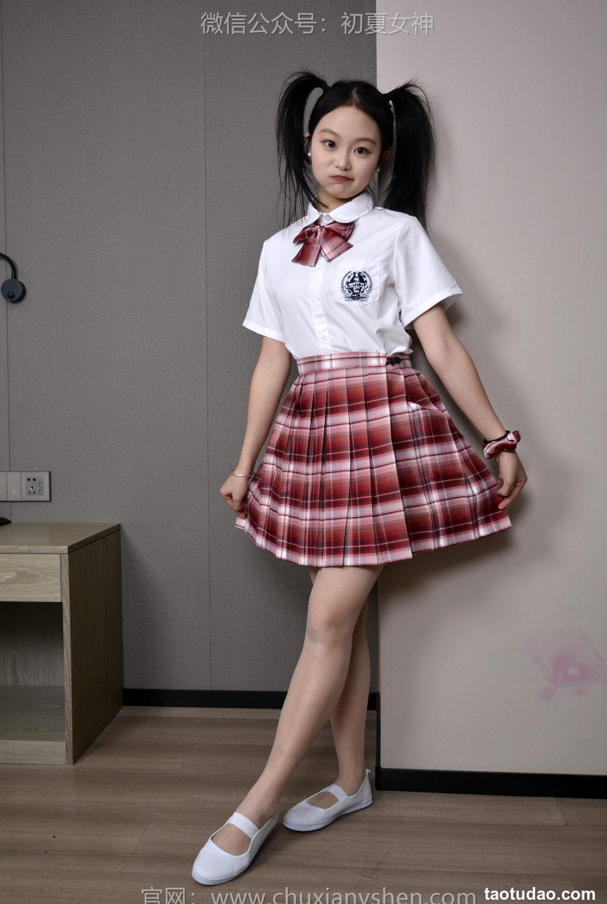 初夏女神 NO.140 双双 童年记忆[245P+3V／5.17GB]