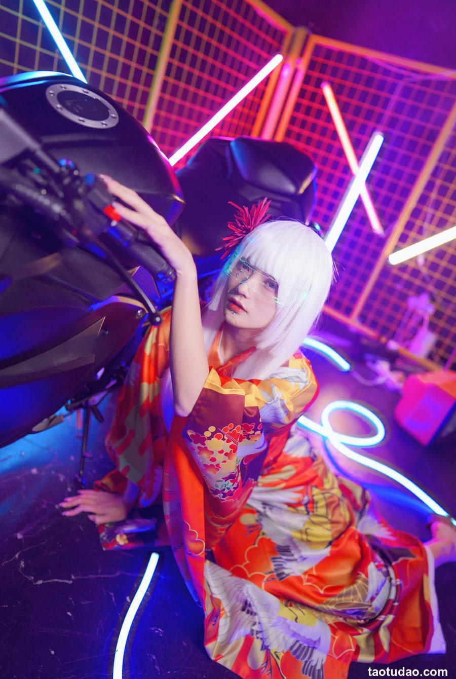 兔子Zzz不吃胡萝卜 - 赛博电子姬 [32P-346MB]