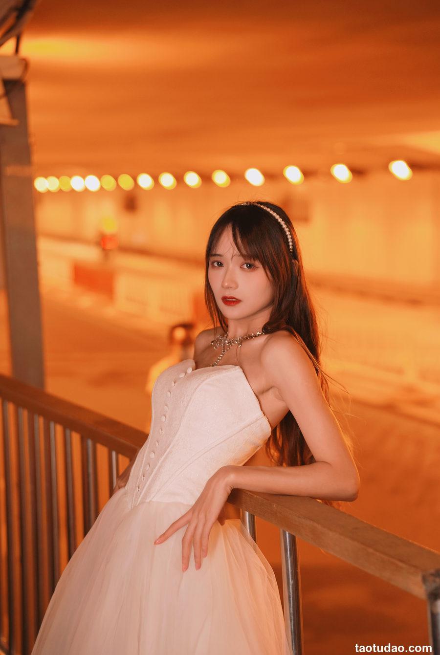 兔子Zzz不吃胡萝卜 - NO.134 后来我们成了祝对方幸福的人 [21P-218MB]