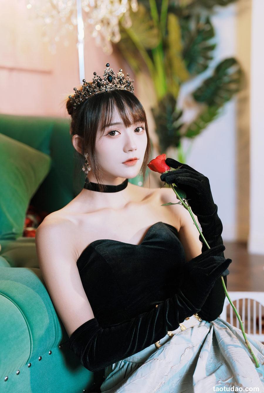 兔子Zzz不吃胡萝卜 - NO.124 黑天鹅之吻 [33P-458MB]