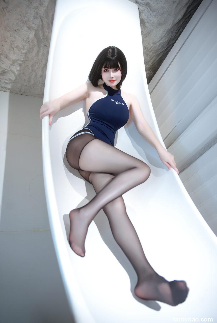 鹿八岁 - 竞泳水着 [46P-1.01GB]