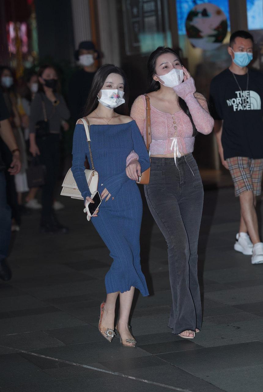 都市丽人牛仔少妇闺蜜【59P-989MB】