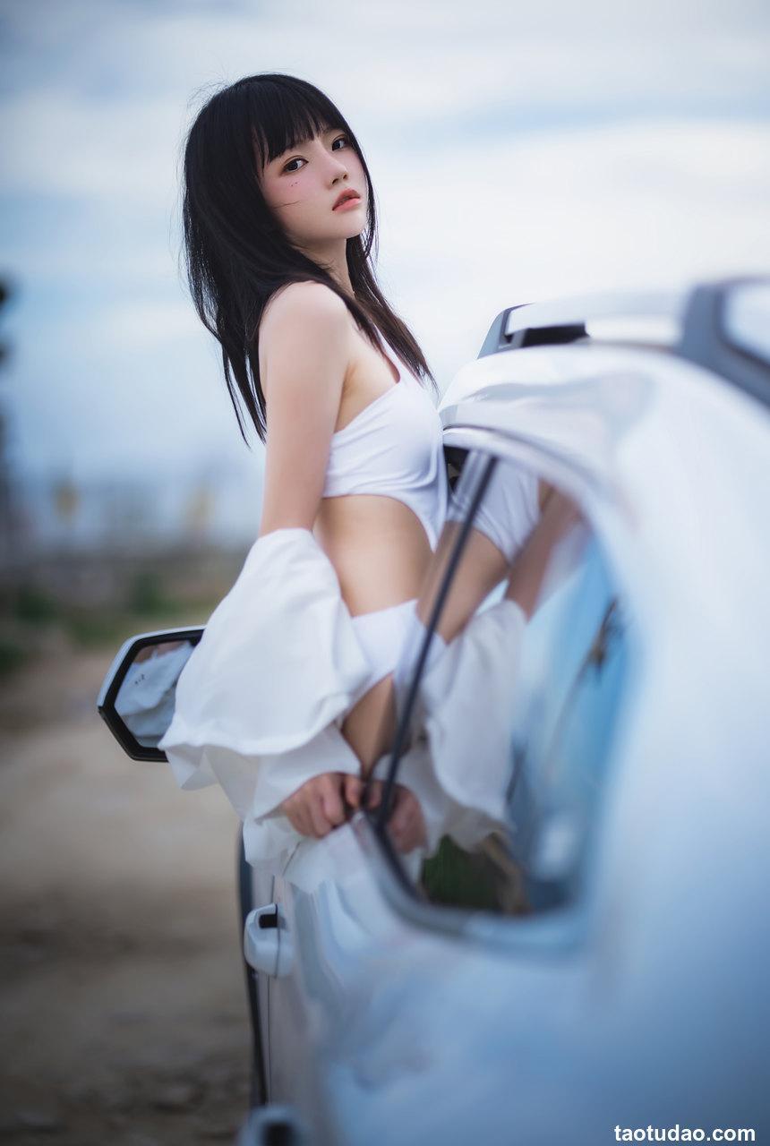 桜桃喵 车车 [15P-158MB]