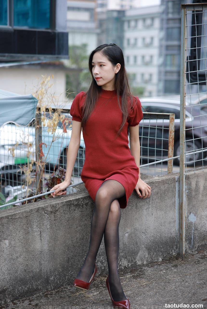 [IESS异思趣向] 2022.12.09 丝享家 1293 美子《酒红高跟鞋》[77P-99M]