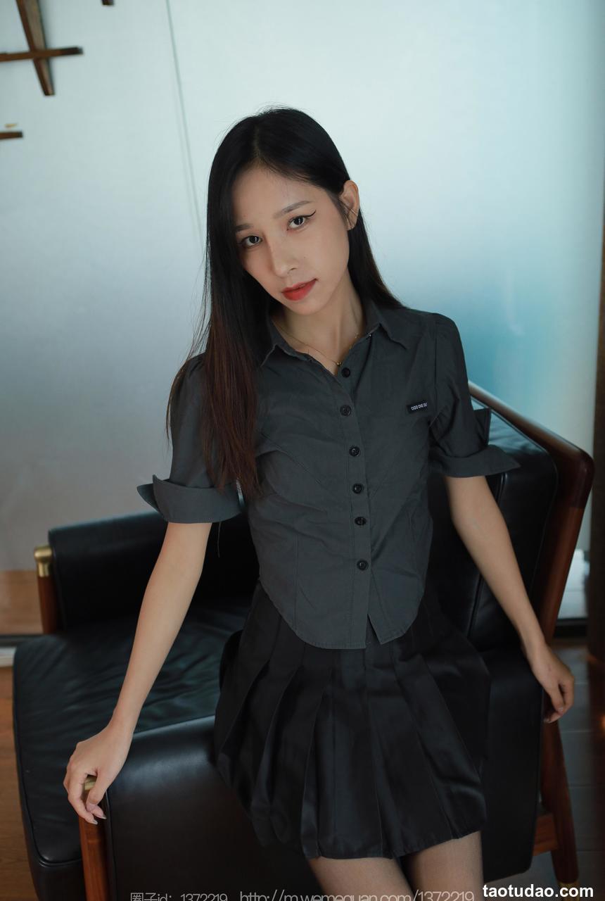 [IESS异思趣向] 2023.07.05 丝享家 1472 美子《灵活脚丫子》[88P-83.9M]