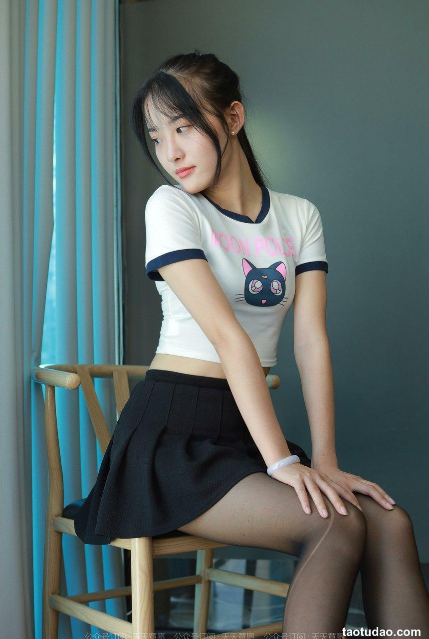 [IESS异思趣向] 2022.09.28 丝享家 1221 婉萍《葡萄成熟时》[81P-121.8M]