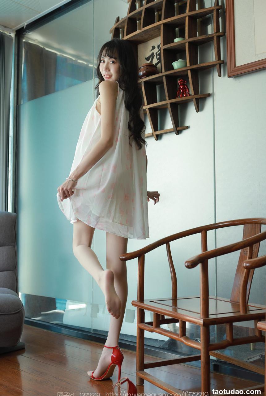 [IESS异思趣向] 2023.05.04 丝享家 1441 团团《红鞋肉丝》[87P-82.8M]