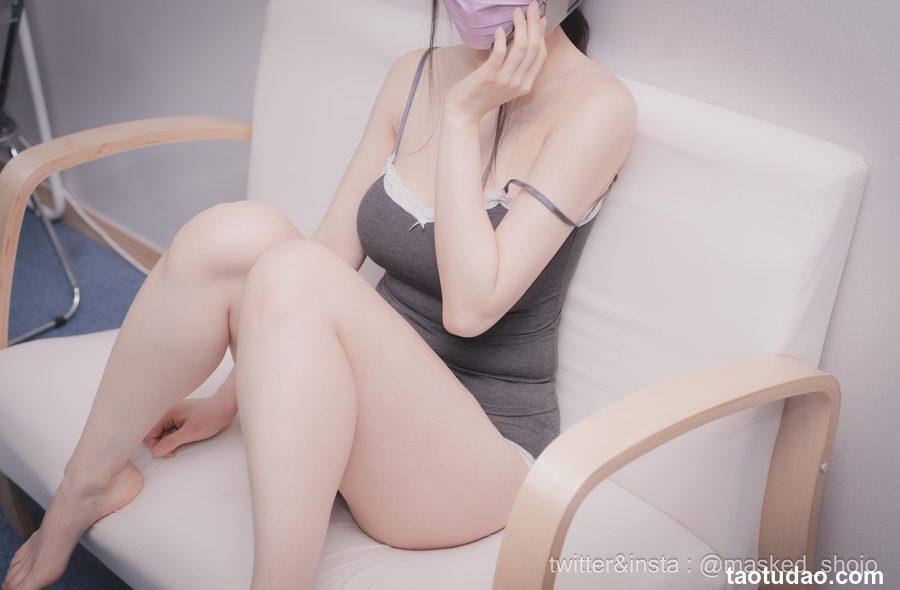 Shojo - Waterfall big tits [17P-78MB]