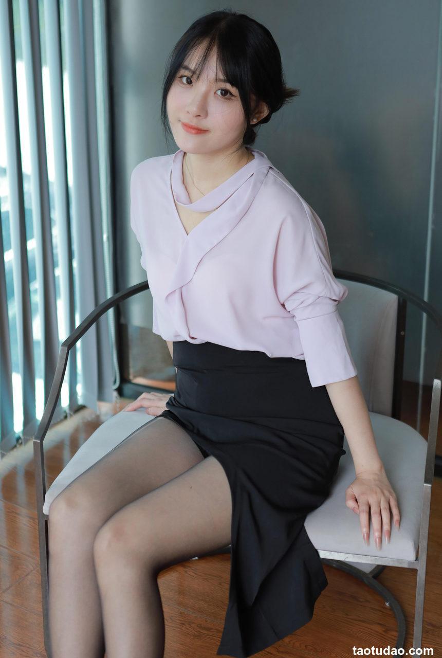 [IESS异思趣向] 2024.06.28 丝享家 1780 婉萍《职业嘿丝》[88P-203MB]