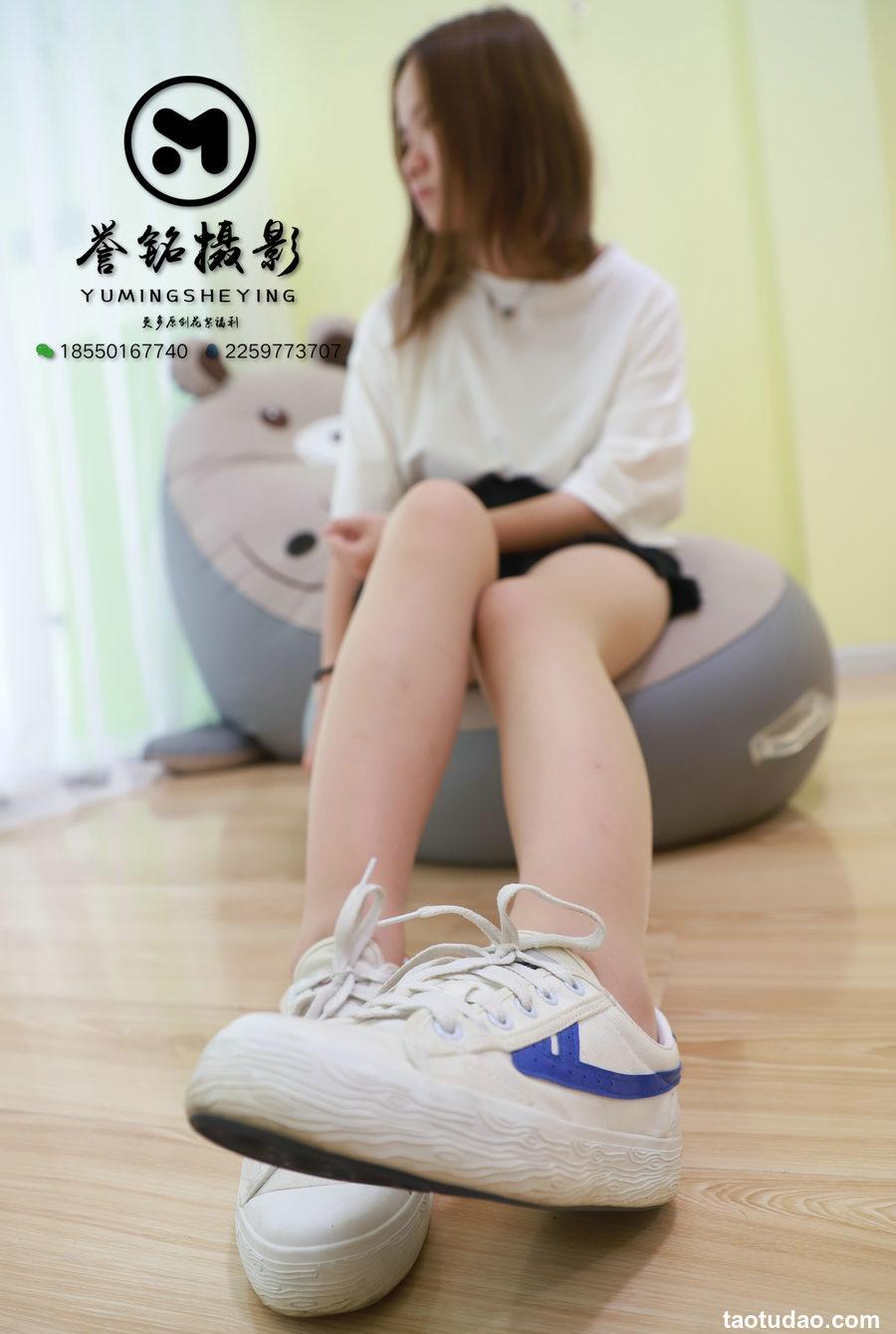 [誉铭传媒]袜足摄影 2019年 《丝袜年费专享作品》[120P+1V／0.99GB]