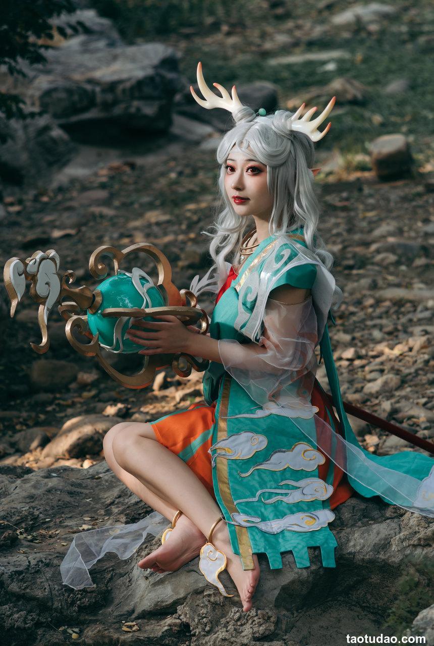 桃墨公子 - 遇见神鹿 [23P-232MB]