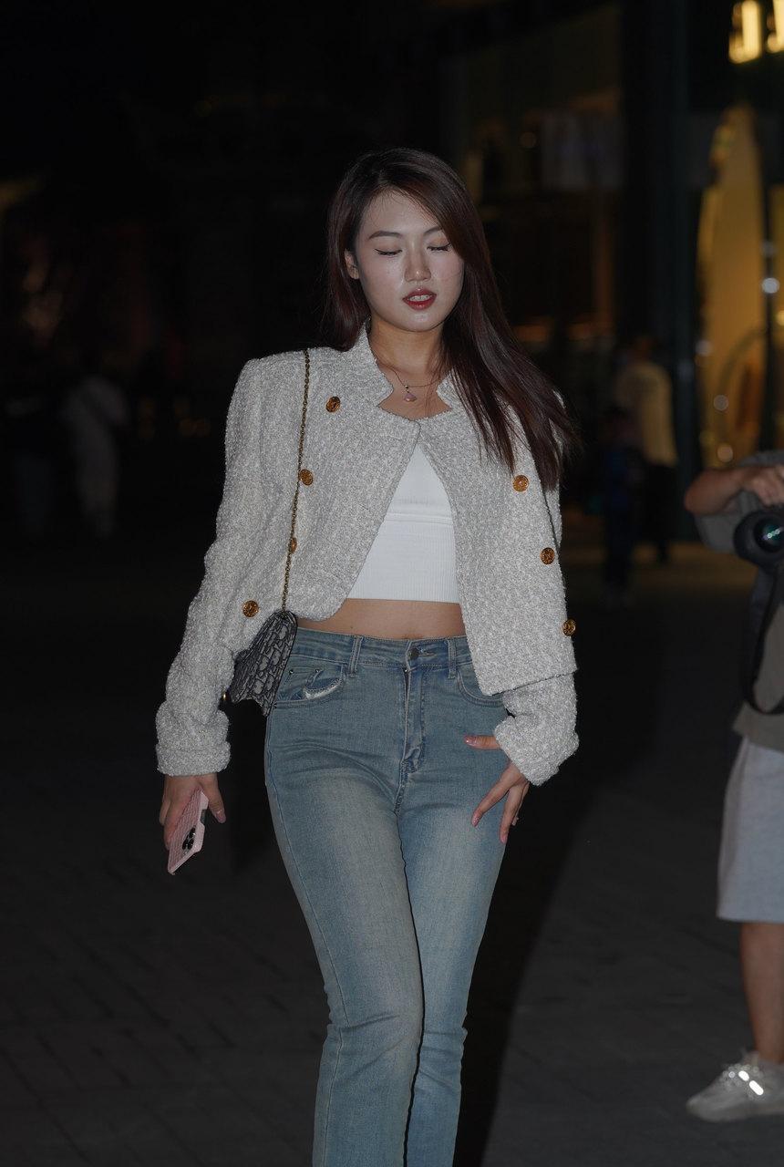 都市丽人有韵味少妇【297P-4.91G】