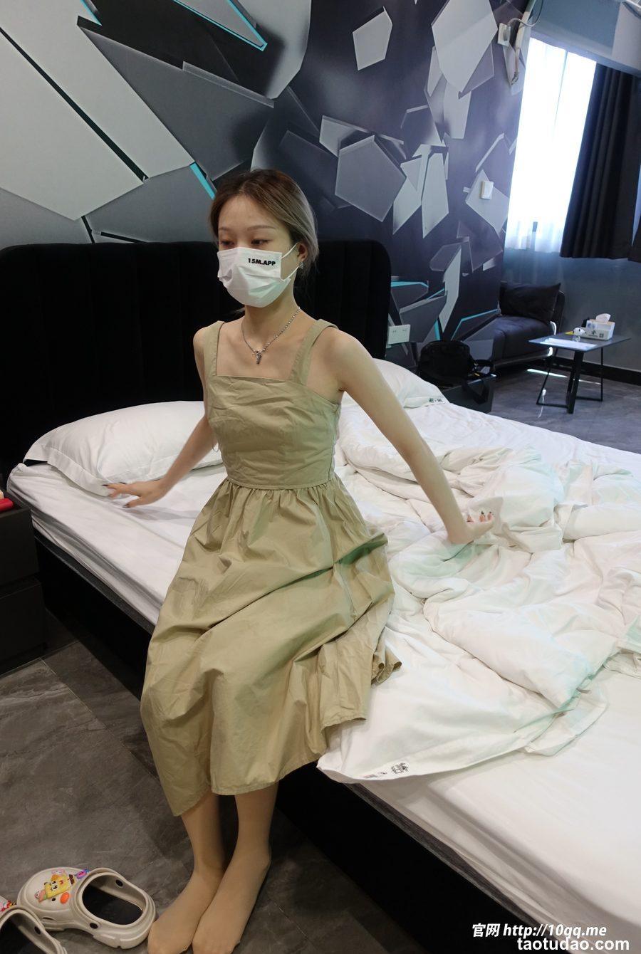 [ROSI口罩系列]2024.04.13 NO.2862[57+1P／61MB]