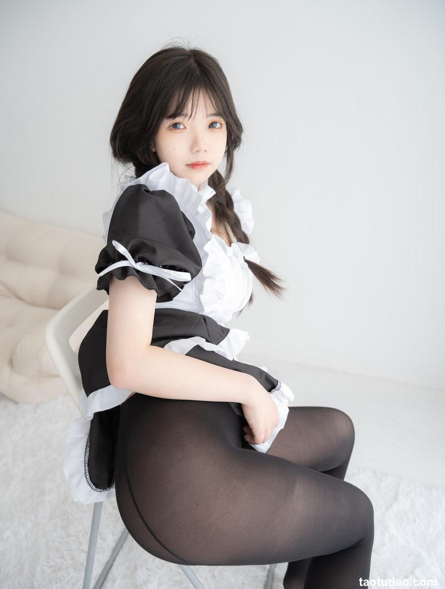 紧急企划 内部007 R17 奶昔黑丝女仆 无水印原版 [50P+1V-2.18GB]