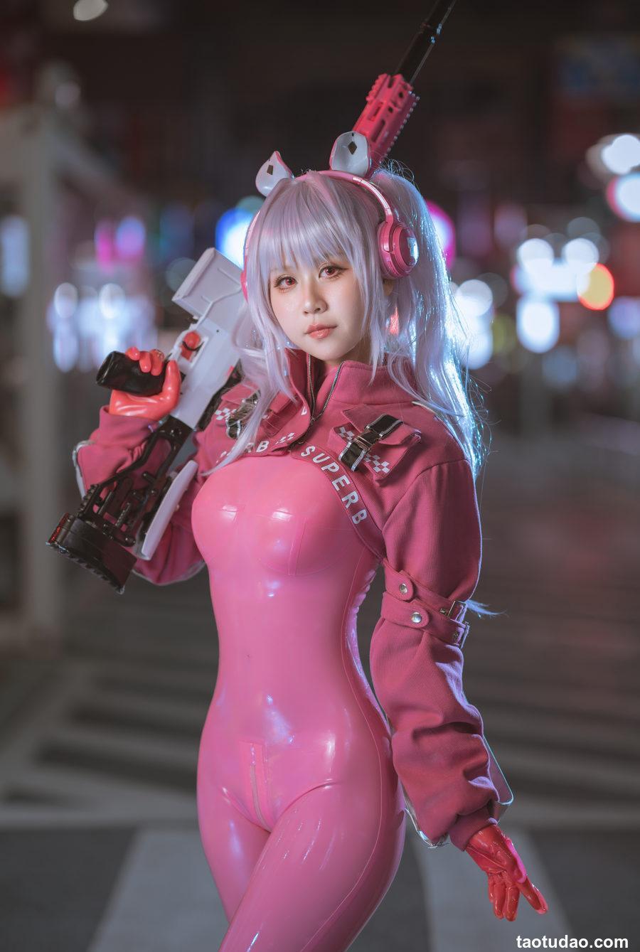 萌芽儿o0 –  爱丽丝 [108P-3V-1006.3M]