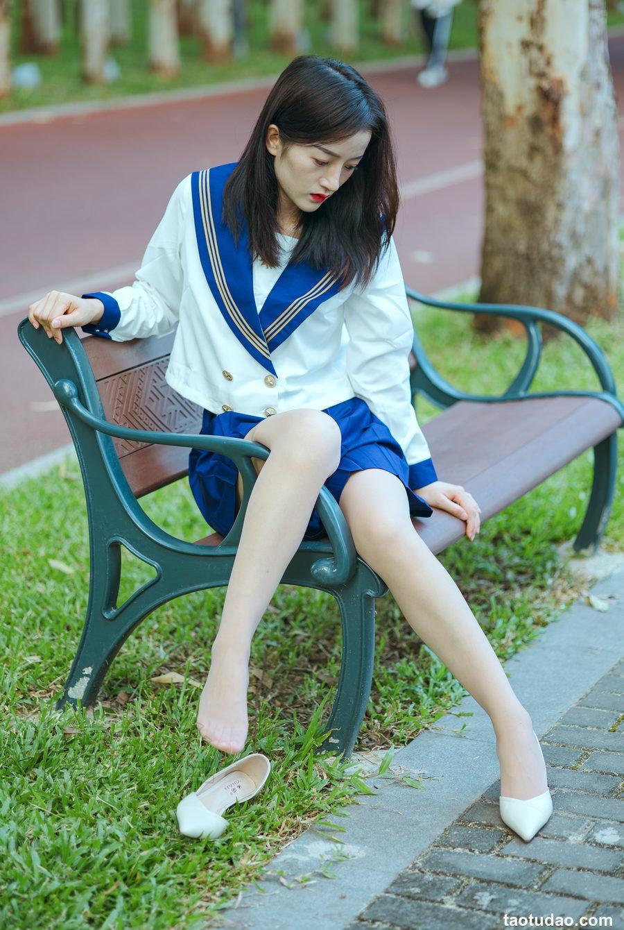 [尤蜜丝]穿搭写真 NO.061[35P／295MB]