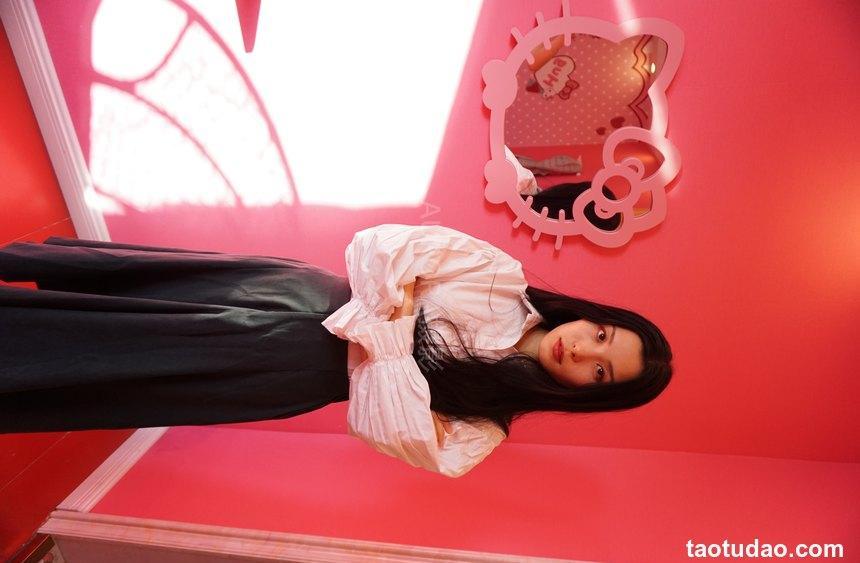 AURORA摄影&Pixel摄影作品 4号 YLN-涂甲油秀足[104P+1V／3.16GB]