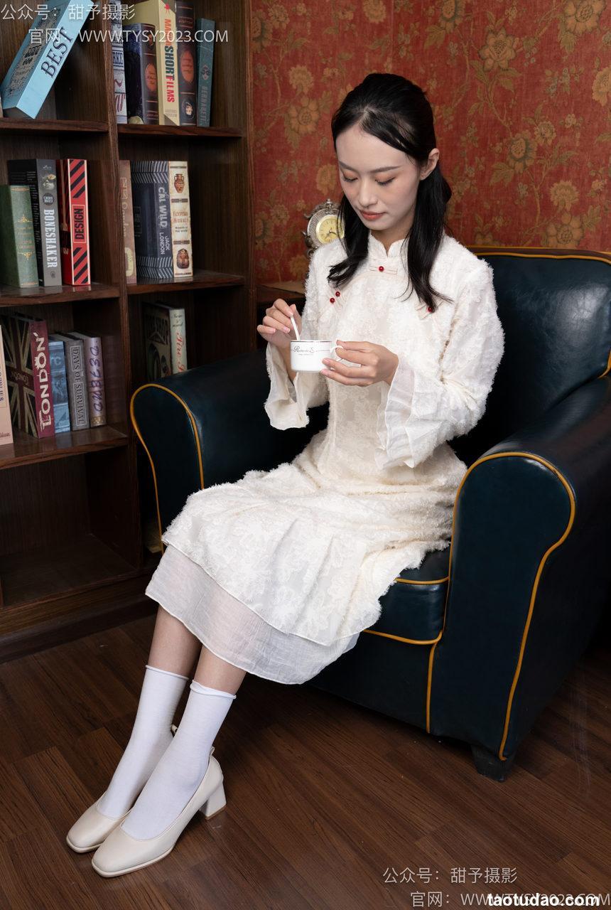 甜予摄影 NO.029 肉肉-高跟鞋、白棉袜、裸足[127P+2V／10.0GB]