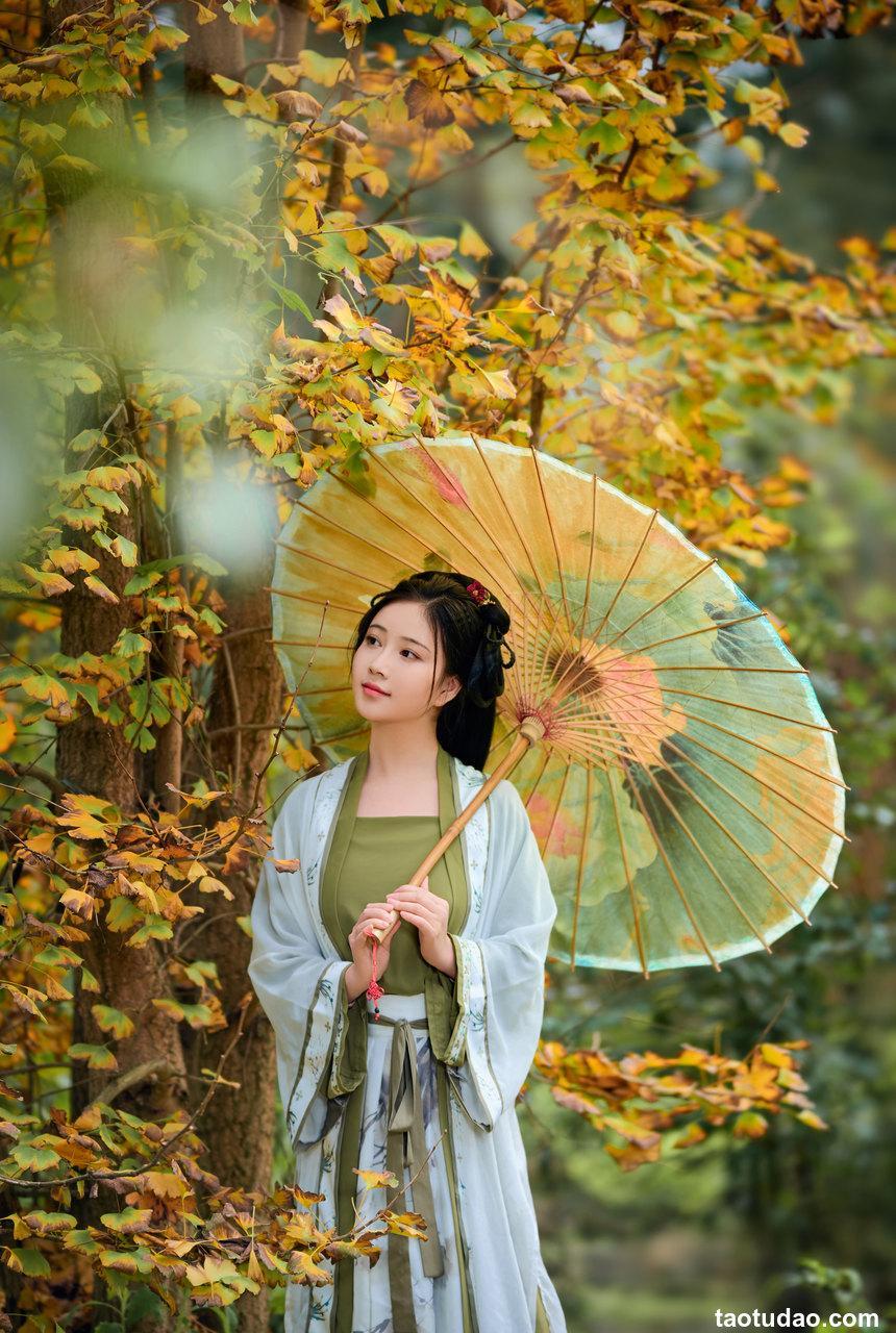 年年Nnian 秋兮 [21P-187MB]