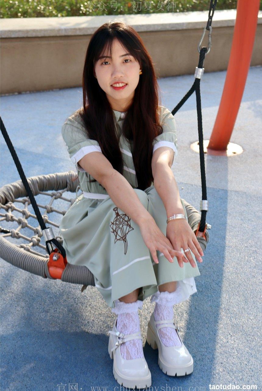 初夏女神 NO.002 雪糕 法式复古连衣裙搭36码白皮鞋[102P+1V-6.32GB]