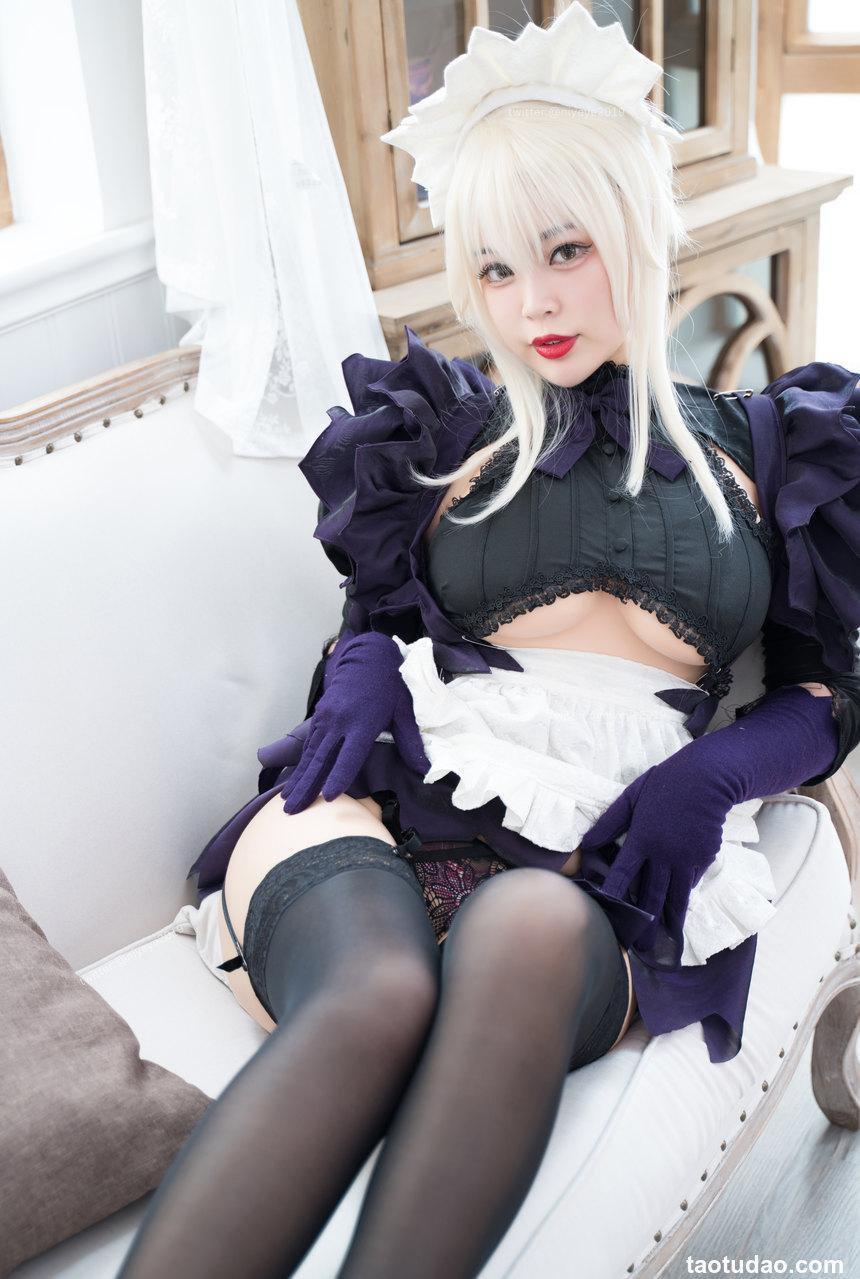 白烨 - 黑枪呆女仆[50P-399MB]