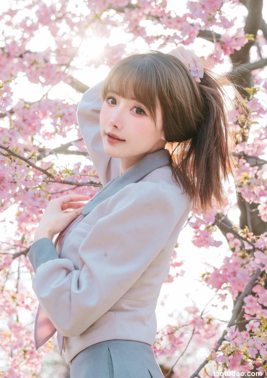 紫氯氯 - NO.03 樱花下的JK少女 [18P-72MB]