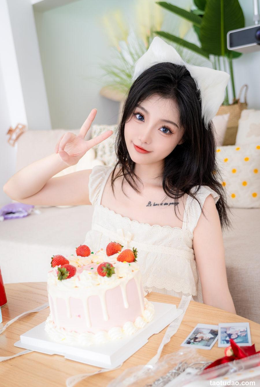 桃良阿宅 - 蛋糕 [27P-158MB]