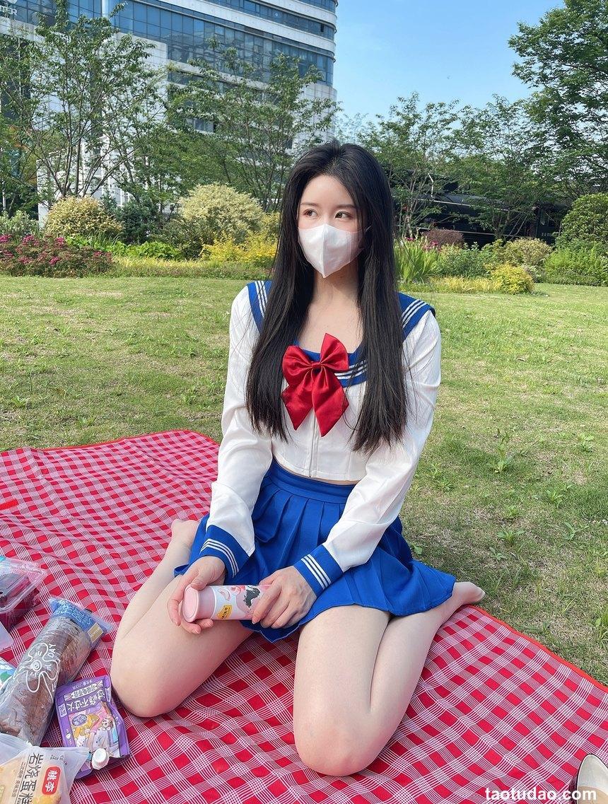 软妹小九九[July芝岚] - 户外野餐 [59P-88MB]